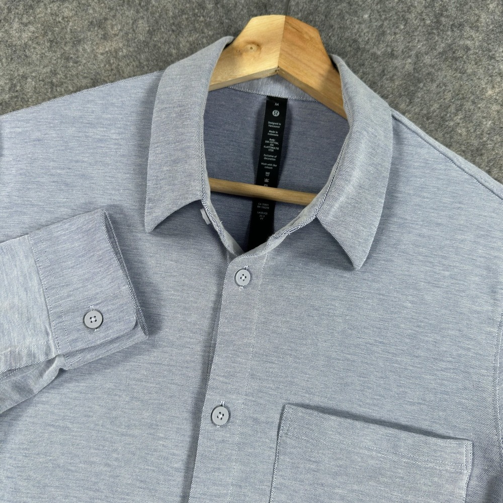Lululemon Commission Shirt Mens Medium Blue Knit Stretch Long Sleeve Button Up